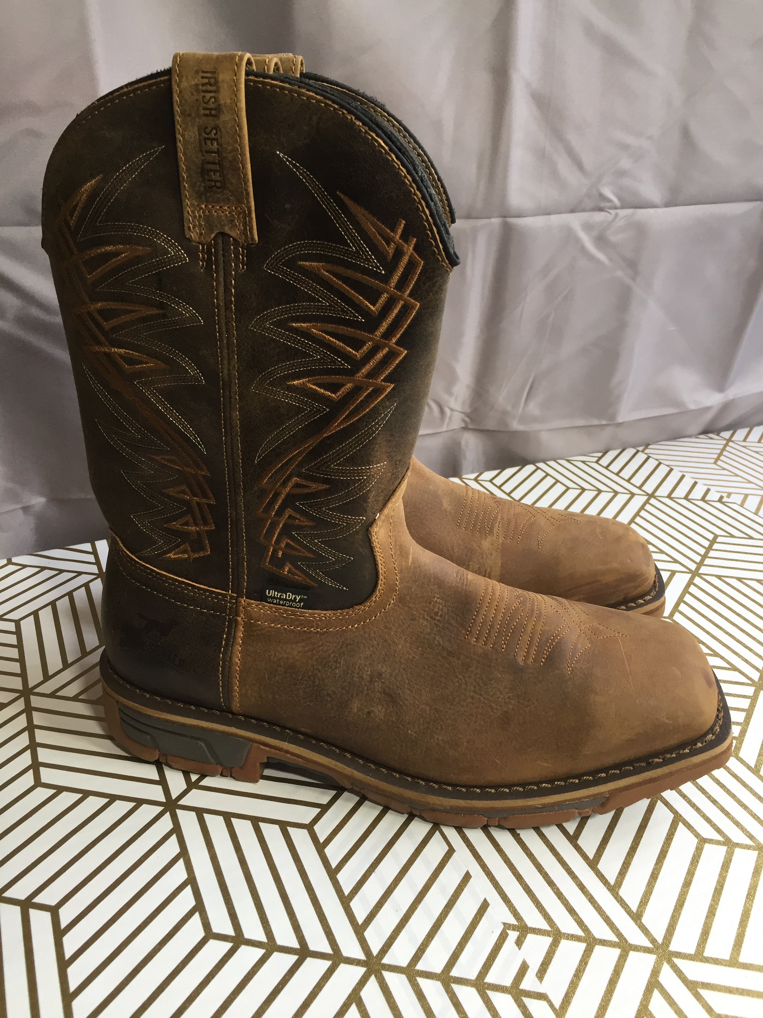 Irish Setter Men's Marshall 11" Pull-on Square Toe Waterproof Boot US 10 -NO BOX (8010901520622)